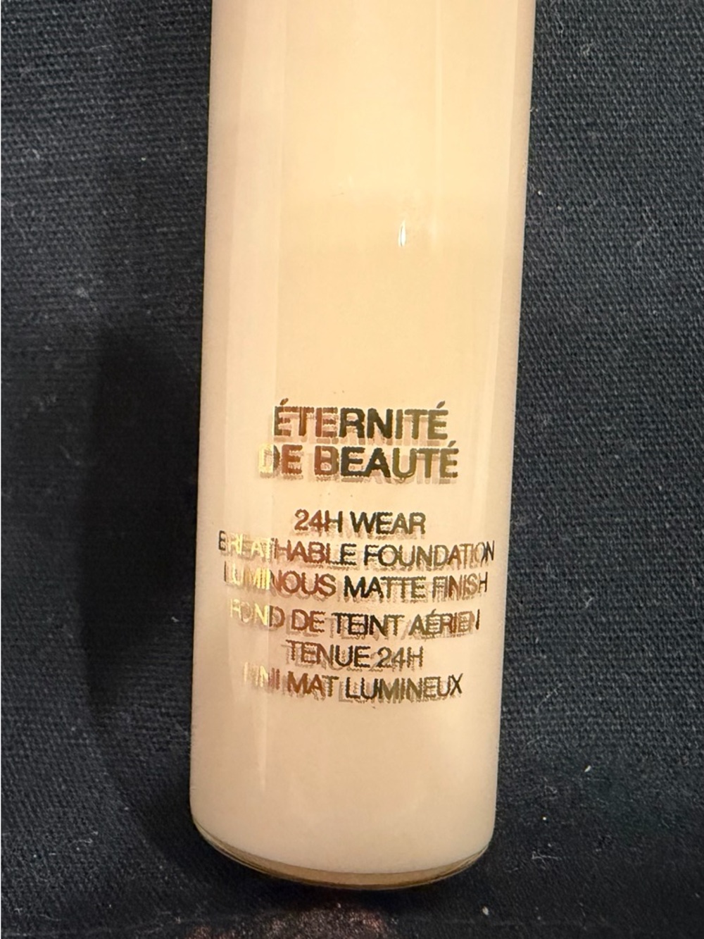 Sale Gucci Éternité de Beauté Liquid Foundation - Fair 114W Shade. New in Box - Picture 3 of 4